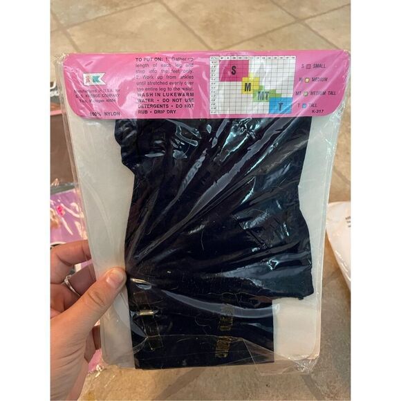 Vintage Retro 1960’s 1970’s Pantyhose Lot In Package 5 Pair - Picture 5 of 10